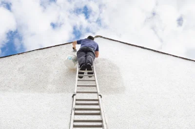 Peinture extérieure à Gimat — façades et ravalement